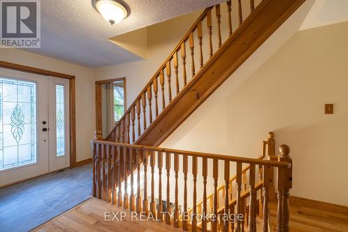 372 Lakewood Drive, Midland, ON - Indoor Photo Showing Other Room