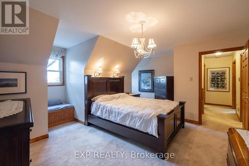 372 Lakewood Drive, Midland, ON - Indoor Photo Showing Bedroom