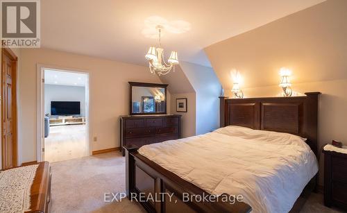 372 Lakewood Drive, Midland, ON - Indoor Photo Showing Bedroom