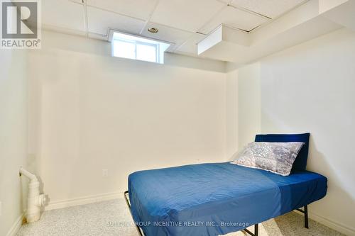 33 Speirs Road, Barrie, ON - Indoor Photo Showing Bedroom