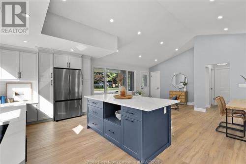 3220 Everts Avenue, Windsor, ON - Indoor Photo Showing Kitchen