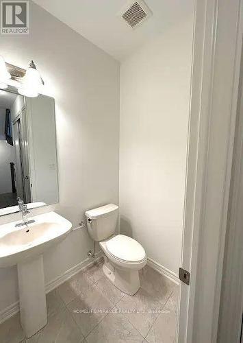 86 Melmar Street, Brampton, ON - Indoor Photo Showing Bathroom