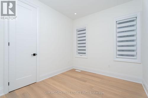 2B Iroquois Avenue, Mississauga, ON - Indoor Photo Showing Other Room