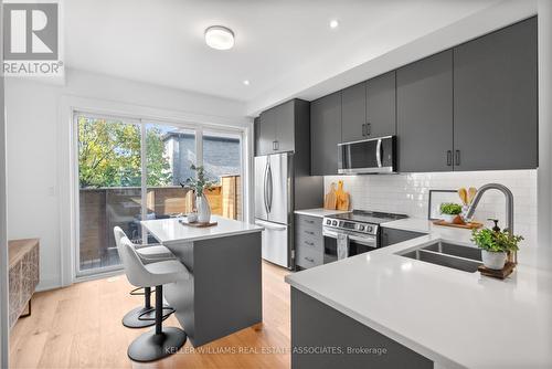 190 - 70 Lunar Crescent, Mississauga, ON - Indoor Photo Showing Kitchen With Double Sink With Upgraded Kitchen