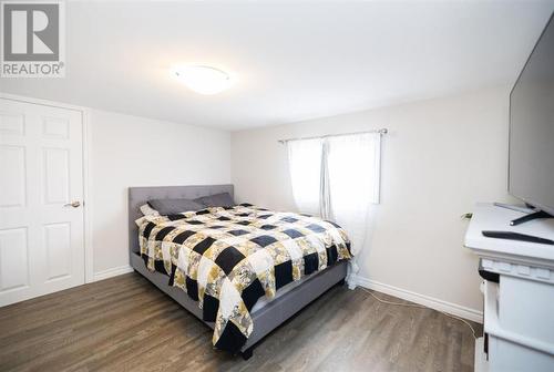 2200 London Line, Sarnia, ON - Indoor Photo Showing Bedroom