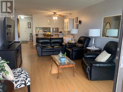 89 Pine St # 707, Sault Ste. Marie, ON - Indoor Photo Showing Living Room