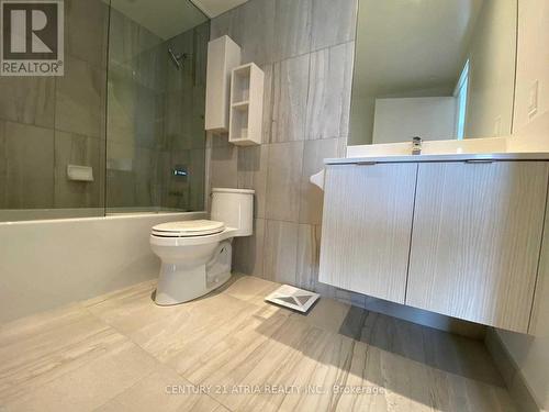 2812 - 99 Broadway Avenue, Toronto, ON - Indoor Photo Showing Bathroom