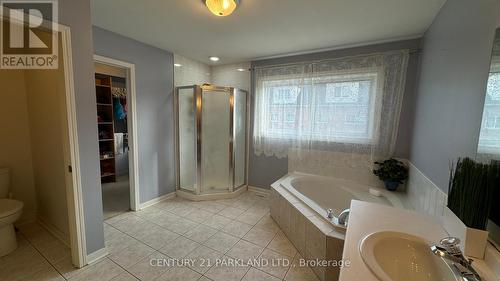 7 Torr Lane, Ajax, ON - Indoor Photo Showing Bathroom