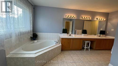 7 Torr Lane, Ajax, ON - Indoor Photo Showing Bathroom