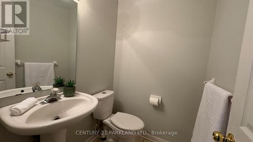 7 Torr Lane, Ajax, ON - Indoor Photo Showing Bathroom