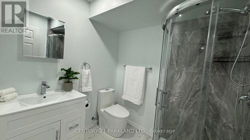 7 Torr Lane, Ajax, ON - Indoor Photo Showing Bathroom