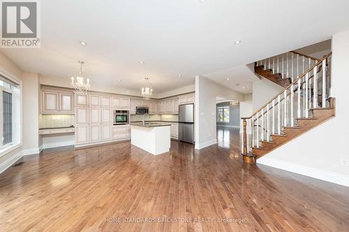 159 Towngate Drive, Vaughan, ON - Indoor Photo Showing Kitchen