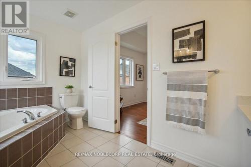 41 Robert Osprey Drive, Markham, ON - Indoor Photo Showing Bathroom