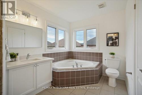 41 Robert Osprey Drive, Markham, ON - Indoor Photo Showing Bathroom