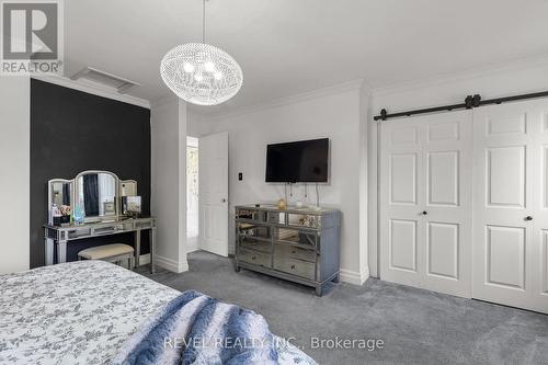 1001 Vance Crescent, Innisfil, ON - Indoor Photo Showing Bedroom