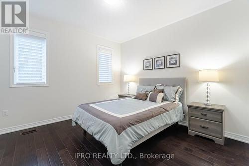 25 Alistair Crescent, Vaughan, ON - Indoor Photo Showing Bedroom