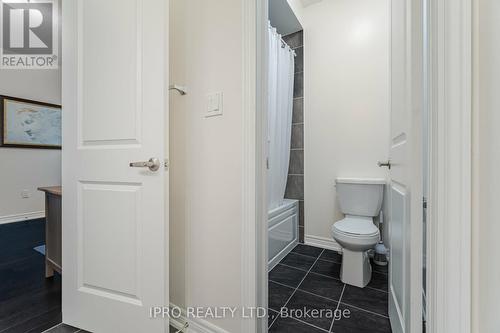 25 Alistair Crescent, Vaughan, ON - Indoor Photo Showing Bathroom