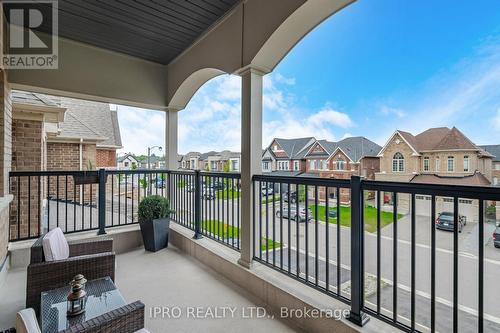 25 Alistair Crescent, Vaughan, ON - Outdoor With Balcony With Exterior