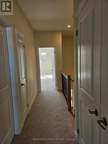 2078 Coppenwood   Common, Burlington, ON - Indoor Photo Showing Other Room