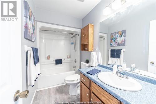 1752 Vicky Circle Unit# Upper, Windsor, ON - Indoor Photo Showing Bathroom