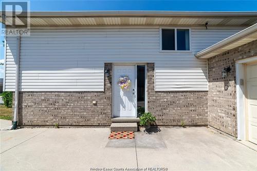 1752 Vicky Circle Unit# Upper, Windsor, ON - Outdoor With Exterior