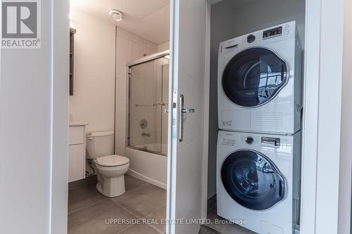 814 - 60 Frederick Street, Kitchener, ON - Indoor Photo Showing Laundry Room