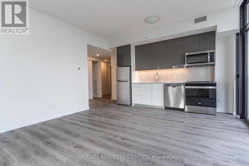 814 - 60 Frederick Street, Kitchener, ON - Indoor Photo Showing Kitchen