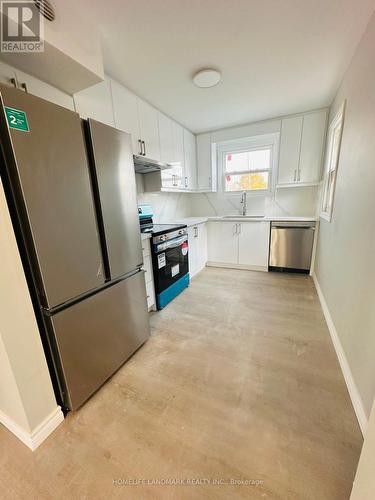 Upper - 757 Lock Street, Peterborough, ON - Indoor Photo Showing Kitchen With Stainless Steel Kitchen