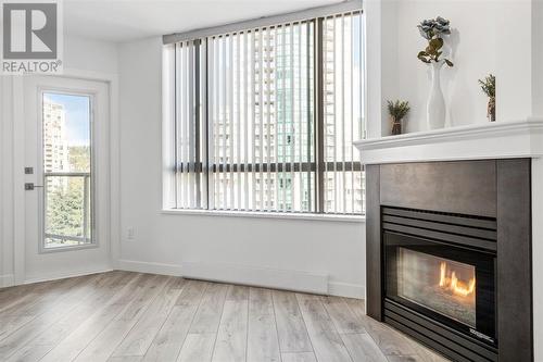 1006 1190 Pipeline Road, Coquitlam, BC - Indoor Photo Showing Living Room With Fireplace