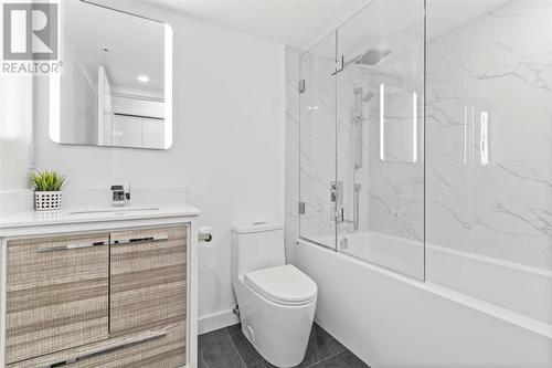 1006 1190 Pipeline Road, Coquitlam, BC - Indoor Photo Showing Bathroom