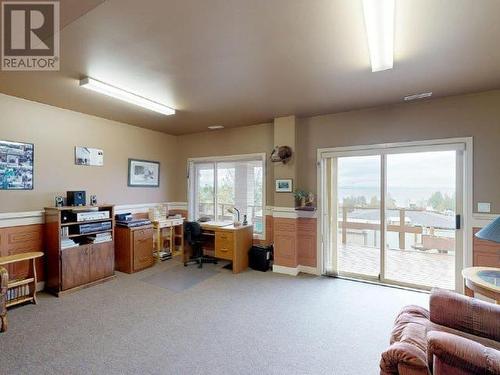 3801 Ontario Ave, Powell River, BC - Indoor