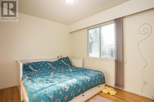 8211 Fairbrook Crescent, Richmond, BC - Indoor Photo Showing Bedroom