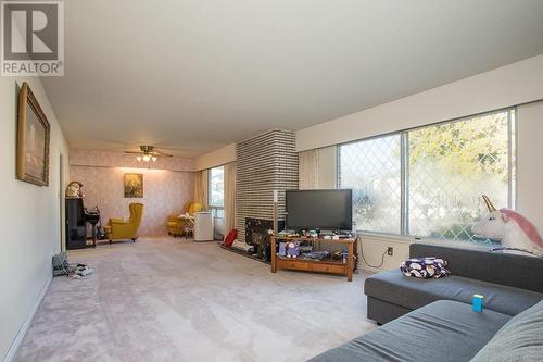 8211 Fairbrook Crescent, Richmond, BC - Indoor