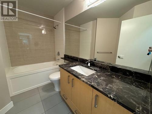 102 12040 222 Street, Maple Ridge, BC - Indoor Photo Showing Bathroom