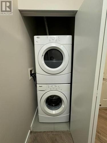 102 12040 222 Street, Maple Ridge, BC - Indoor Photo Showing Laundry Room