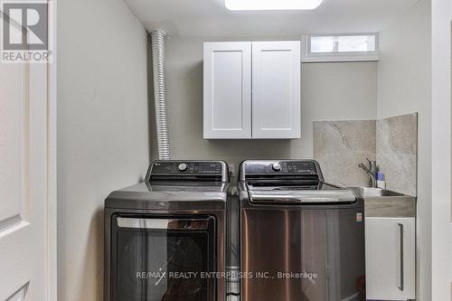 3898 Skyview Street, Mississauga, ON - Indoor Photo Showing Laundry Room