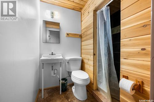 Schiller Acreage, Mcleod Rm No. 185, SK - Indoor Photo Showing Bathroom