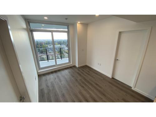 1803 10333 133 Street, Surrey, BC - Indoor Photo Showing Other Room