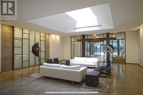 745 - 1030 King Street, Toronto, ON - Indoor