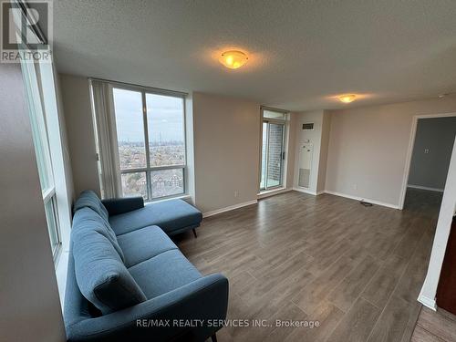 1604 - 4889 Kimbermount Avenue, Mississauga, ON - Indoor Photo Showing Living Room