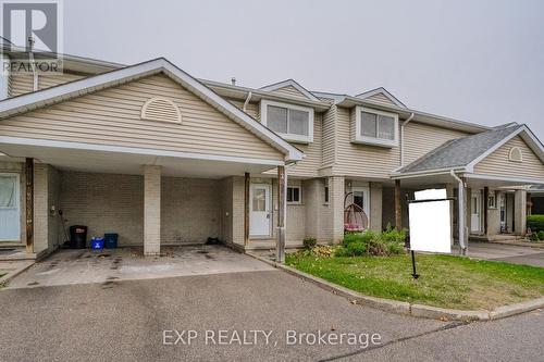 2 - 125 Sekura Crescent, Cambridge, ON - Outdoor With Facade