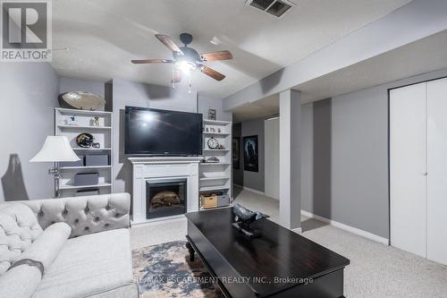 46 - 33 Rochelle Avenue, Hamilton, ON - Indoor Photo Showing Living Room With Fireplace