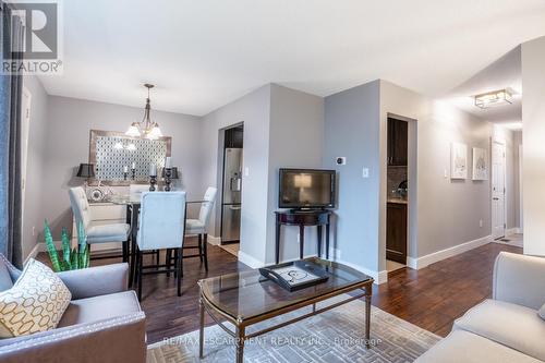 46 - 33 Rochelle Avenue, Hamilton, ON - Indoor Photo Showing Living Room