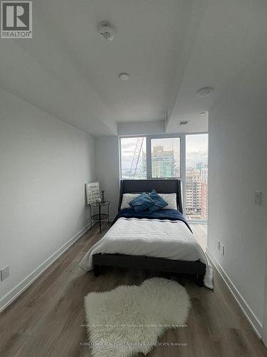 1509 - 370 Martha Street, Burlington, ON - Indoor Photo Showing Bedroom