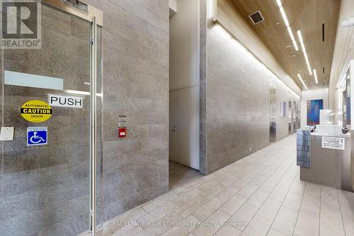 602 - 101 Peter Street, Toronto, ON - Indoor