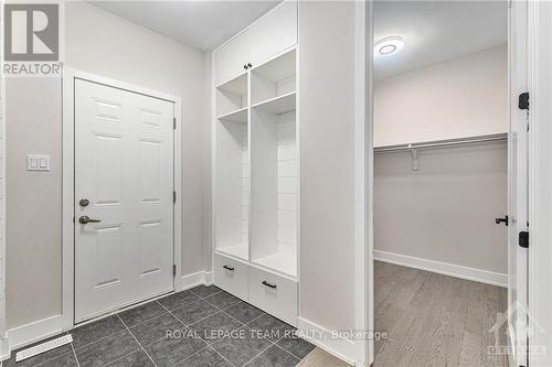 147 Equitation Circle, Ottawa, ON - Indoor Photo Showing Other Room