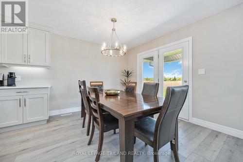 Large dining area for family meals - 4062 Van Bree Drive, Plympton-Wyoming (Plympton Wyoming), ON - Indoor Photo Showing Dining Room