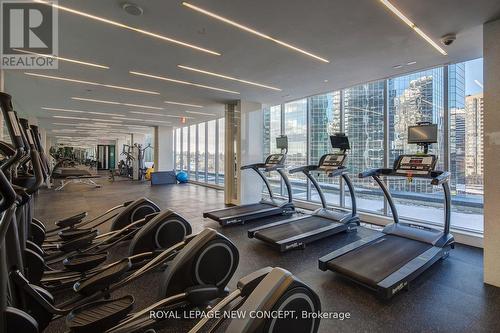 3004 - 9 Bogert Avenue, Toronto, ON - Indoor Photo Showing Gym Room