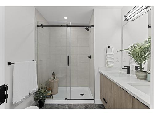 43 1959 165A Street, Surrey, colombie-britannique - Indoor Photo Showing Bathroom