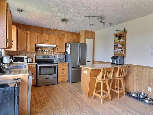 Kitchen - 93 Rue Isabelle, La Sarre, QC - Indoor Photo Showing Kitchen With Double Sink